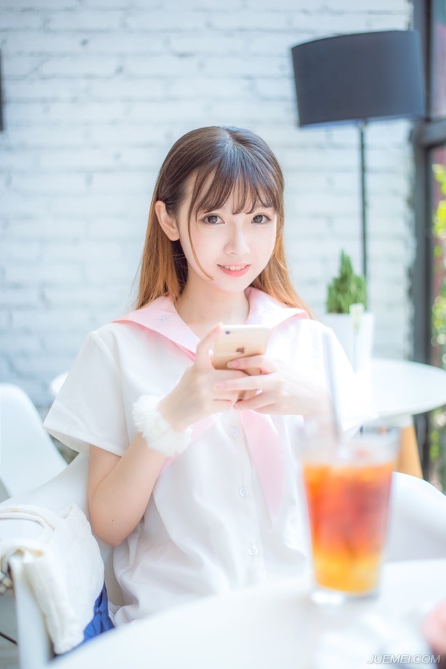 “嘿，让我怎么说？他毕竟是我手下大将，我还要靠着他们这些人来御敌呢。”刘璋的声音此刻听在刘璝耳中却是如此刺耳。